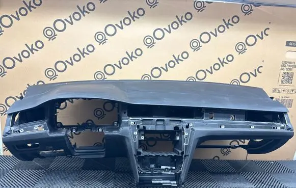 Volkswagen PASSAT B8 Dashboard 3G1857003BN 1009908