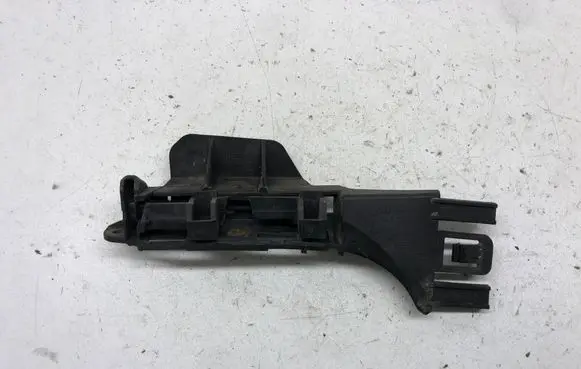 Audi A5 8T 8F Rear bumper mounting bracket 8T0807889