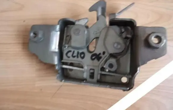 Renault Clio III Engine bonnet/hood lock/latch loop/hook 