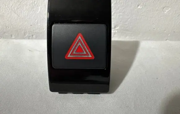 Audi A6 S6 C7 4G Hazard light switch 4G0941509 12112012 10016472
