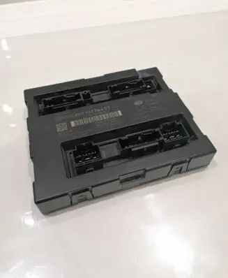 Audi A5 8T 8F Comfort/convenience module 8K0907064CT