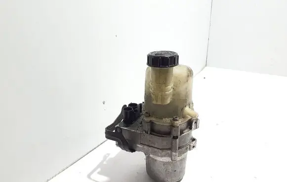 Peugeot Expert Power steering pump 9818127580