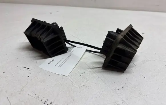 BMW 5 F10 F11 Jacking socket point 7123311