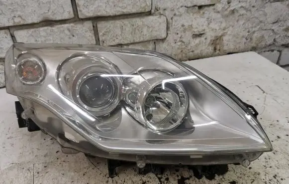 Renault Laguna III Headlight/headlamp 260100033R 899018