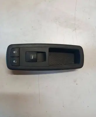 Chrysler Voyager Electric window control switch 04602544 10035068 10003147