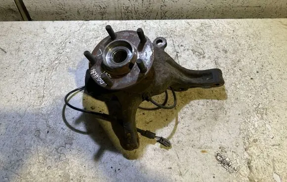 Nissan Qashqai Front wheel hub