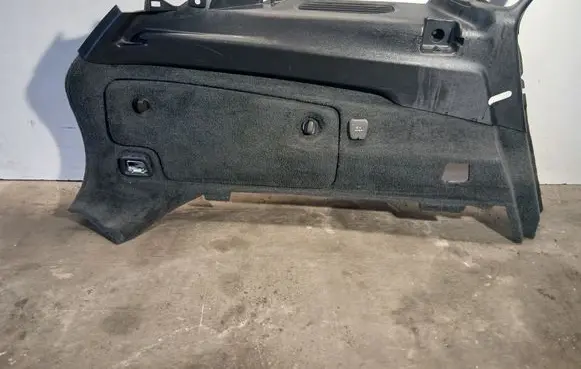 Trunk/boot side trim panel