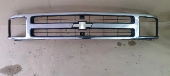 Chevrolet Blazer Front grill
