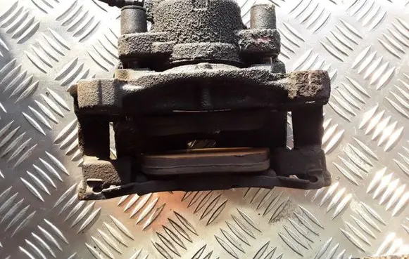 Ford Mondeo MK IV Front brake caliper