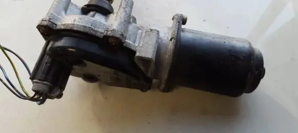 Nissan X-Trail T30 Wiper motor wm71 wm-71
