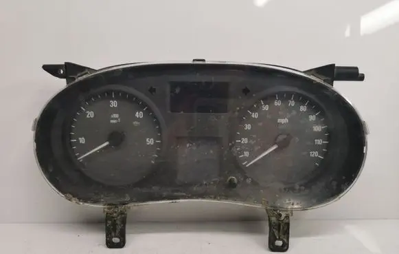 Opel Vivaro Speedometer (instrument cluster) P8200283201D