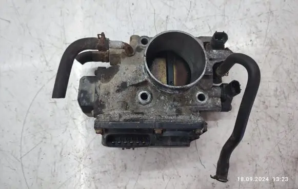 Honda CR-V Throttle valve