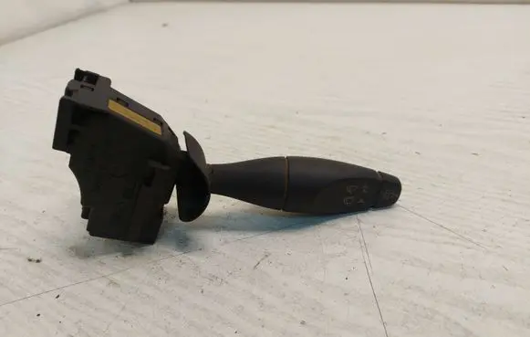 Ford Mondeo Mk III Wiper control stalk