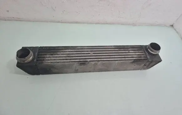 BMW 5 E60 E61 Intercooler radiator 
