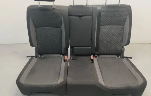 Volkswagen Tiguan Rear seat 