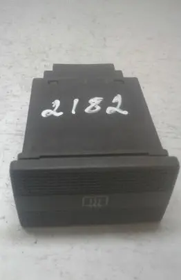 Volkswagen PASSAT B4 Windscreen/window heater switch 3A0959621