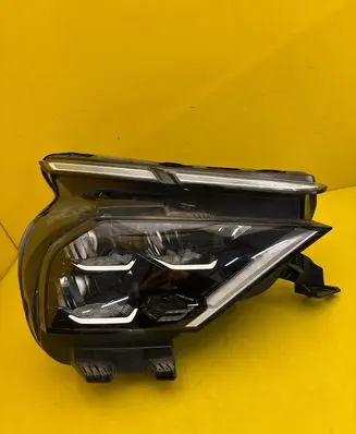 Citroen C4 III e-C4 Headlight/headlamp 9830649280