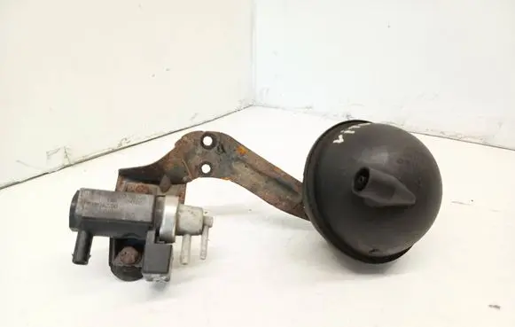 Mercedes-Benz Vito Viano W639 Turbo solenoid valve A0041539328 04T007 70026200