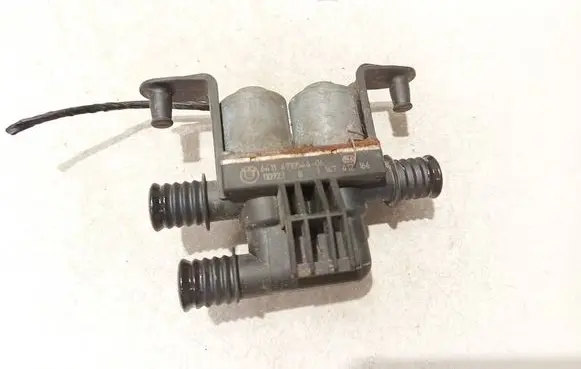 BMW X5 E53 Coolant heater control valve 64116910544 64116910544-06