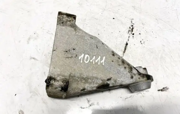 Mercedes-Benz C W203 Engine mounting bracket a2712230804
