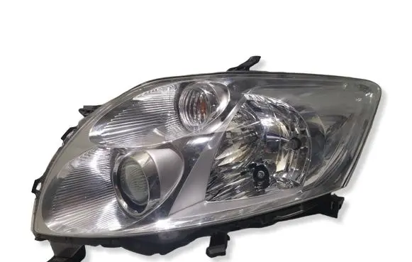 Toyota Auris 150 Headlight/headlamp 8117002460 89902092