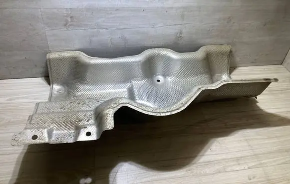 Renault Arkana Exhaust heat shield 205408424R