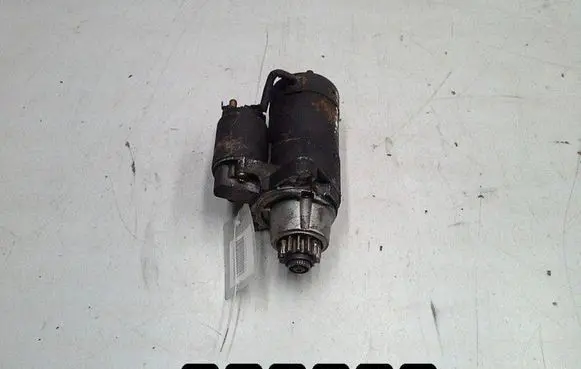 Nissan Murano Z50 Starter motor M001T68681