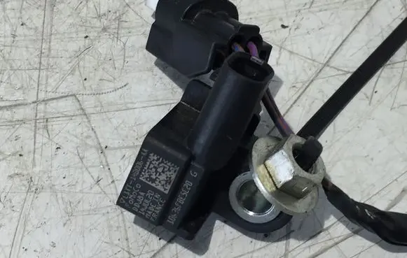 Ford Fiesta Airbag deployment crash/impact sensor L1TT148006AA 10636FBE5E20