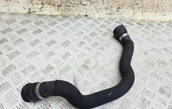 Audi A5 Sportback 8TA Engine coolant pipe/hose 8K0121101M