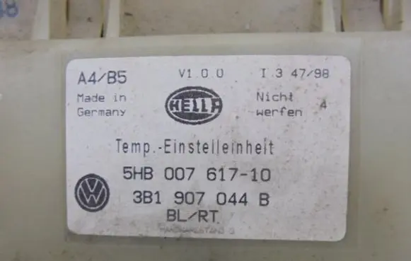 Volkswagen Golf IV Air conditioning/heating control unit 3B1907044B