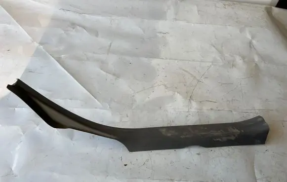 Toyota Prius (NHW20) Rear sill trim cover 6791847020 6791847030