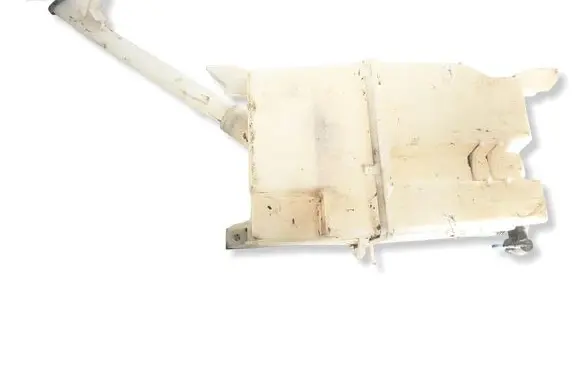 Nissan X-Trail T32 Windshield washer fluid reservoir/tank 