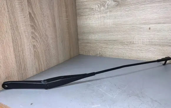 Ford Focus Front wiper blade arm 4M5117526CB