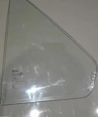 Volkswagen Jetta I Rear vent window glass 173845215