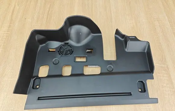 BMW 4 G22 G23 G24 G26 Dashboard lower bottom trim panel 6805566