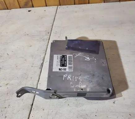 Toyota Prius (XW20) Engine control unit/module 8966147054 1753005060