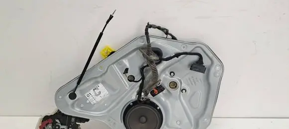 Volkswagen Golf VI Rear window lifting mechanism without motor 1K9839755A 960118101 1613