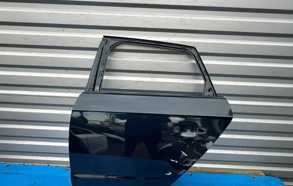Audi A3 S3 8V Rear door 8V4833123