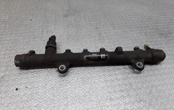 Renault Megane II Fuel main line pipe 0445214065 8200330912