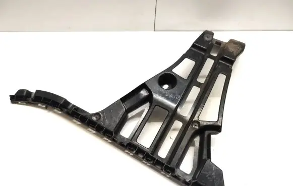 Mercedes-Benz S W222 Rear bumper mounting bracket A2228800512