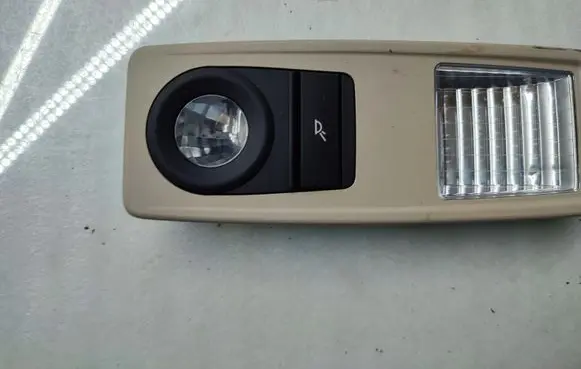 BMW 5 F10 F11 Boot/trunk interior light 9215617