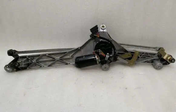 Mercedes-Benz CL C215 Front wiper linkage and motor A2208200241