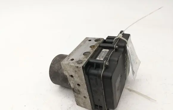 BMW 5 E60 E61 ABS Pump