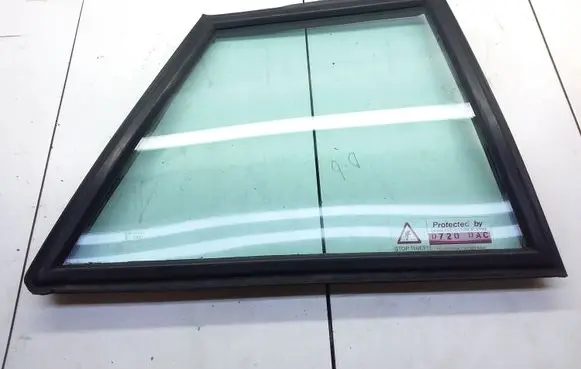 Jaguar XJS Rear vent window glass E00057 E1143R00002