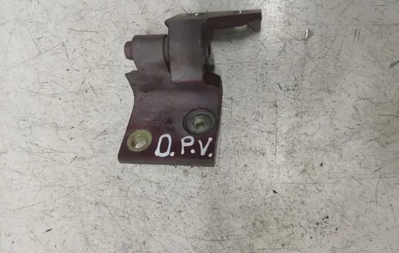 Citroen Berlingo Front door upper hinge
