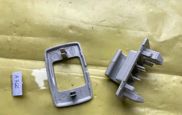 Mercedes-Benz A W169 Sun visor A1698110110