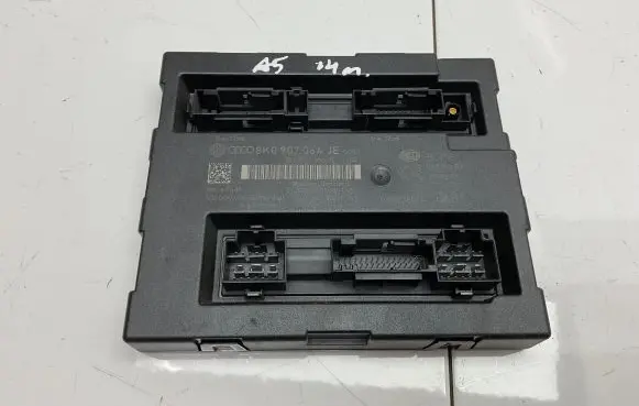 Audi A5 8T 8F Comfort/convenience module 8K0907064JE