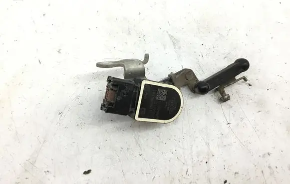 BMW 6 F12 F13 Headlight/headlamp level sensor 37146860843