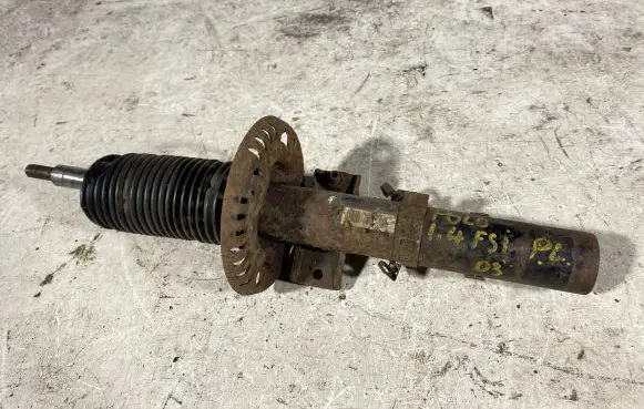 Volkswagen Polo Front shock absorber/damper