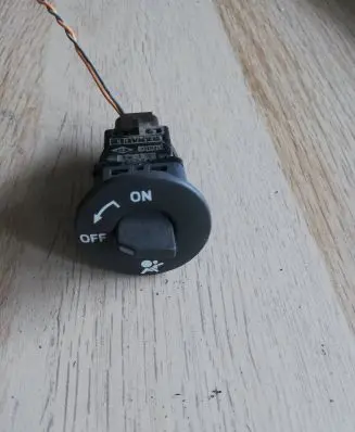 Renault Espace - Grand espace IV Passenger airbag on/off switch 8200169589